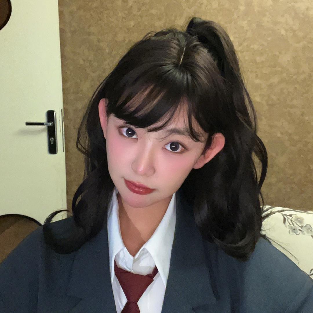 徐歌阳_YukiYoung