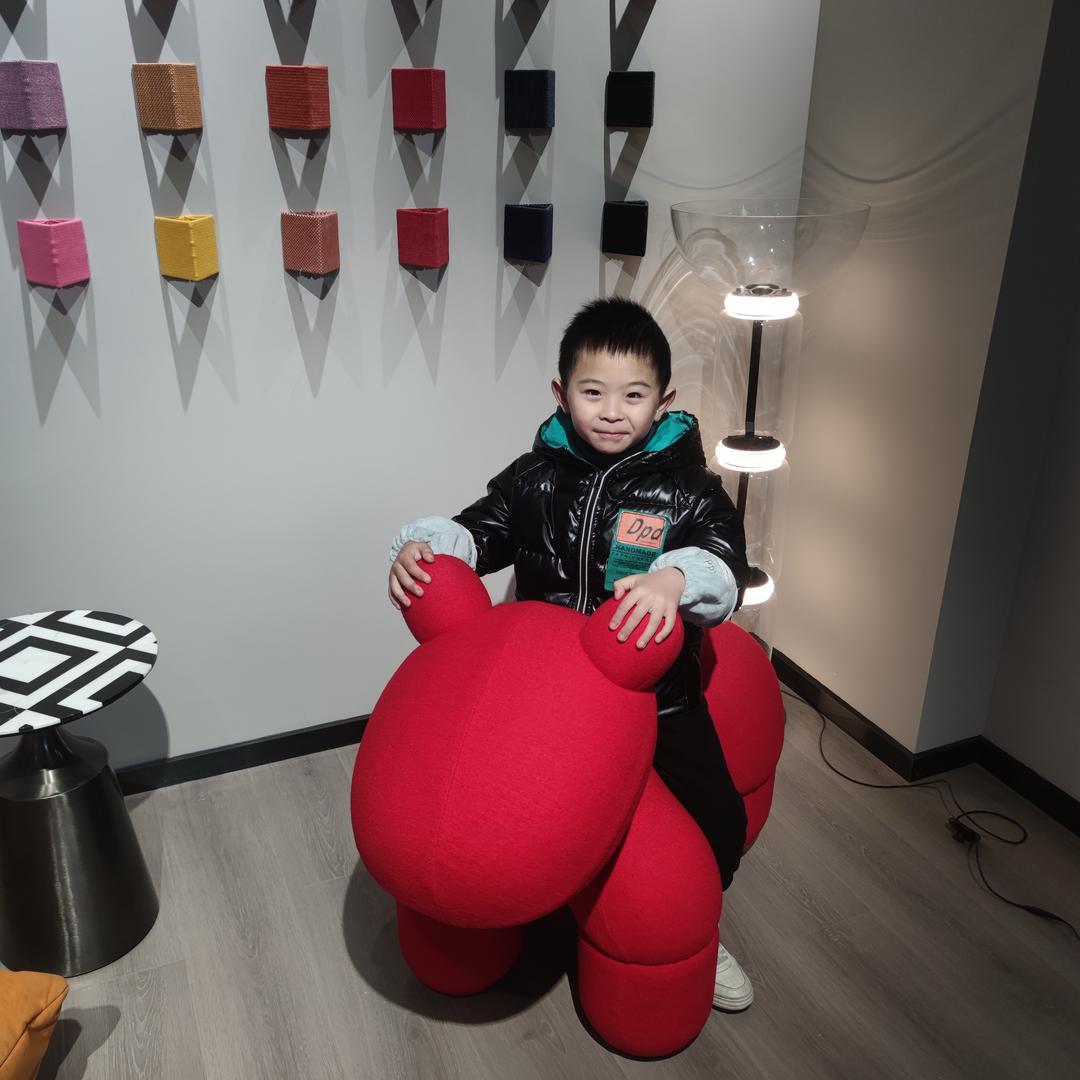 罗艺