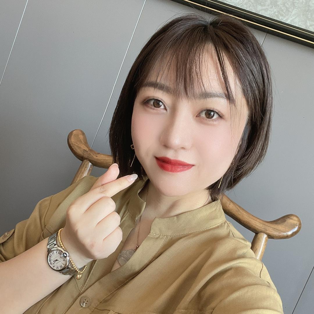 杨杨得亿💫