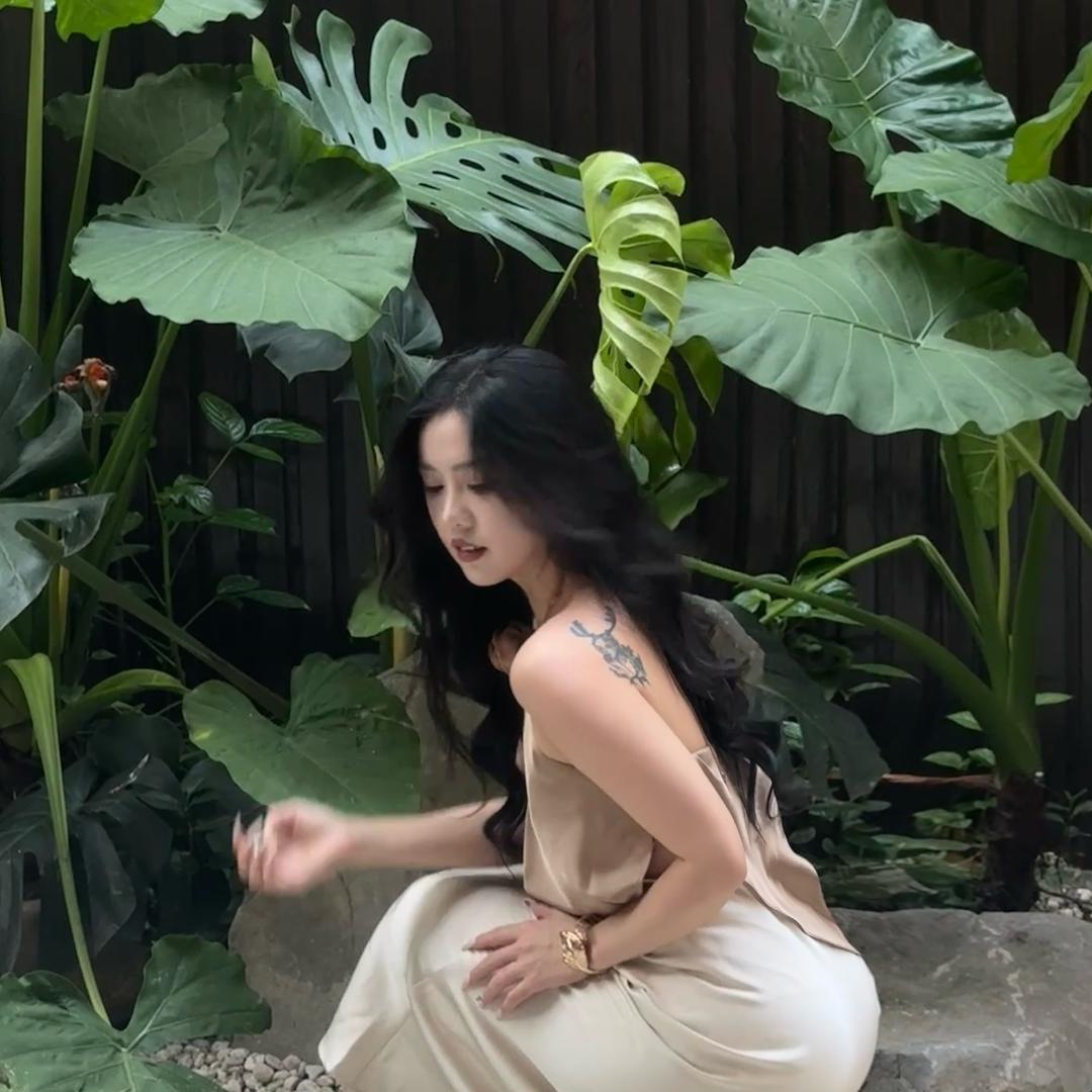 含富婆娘