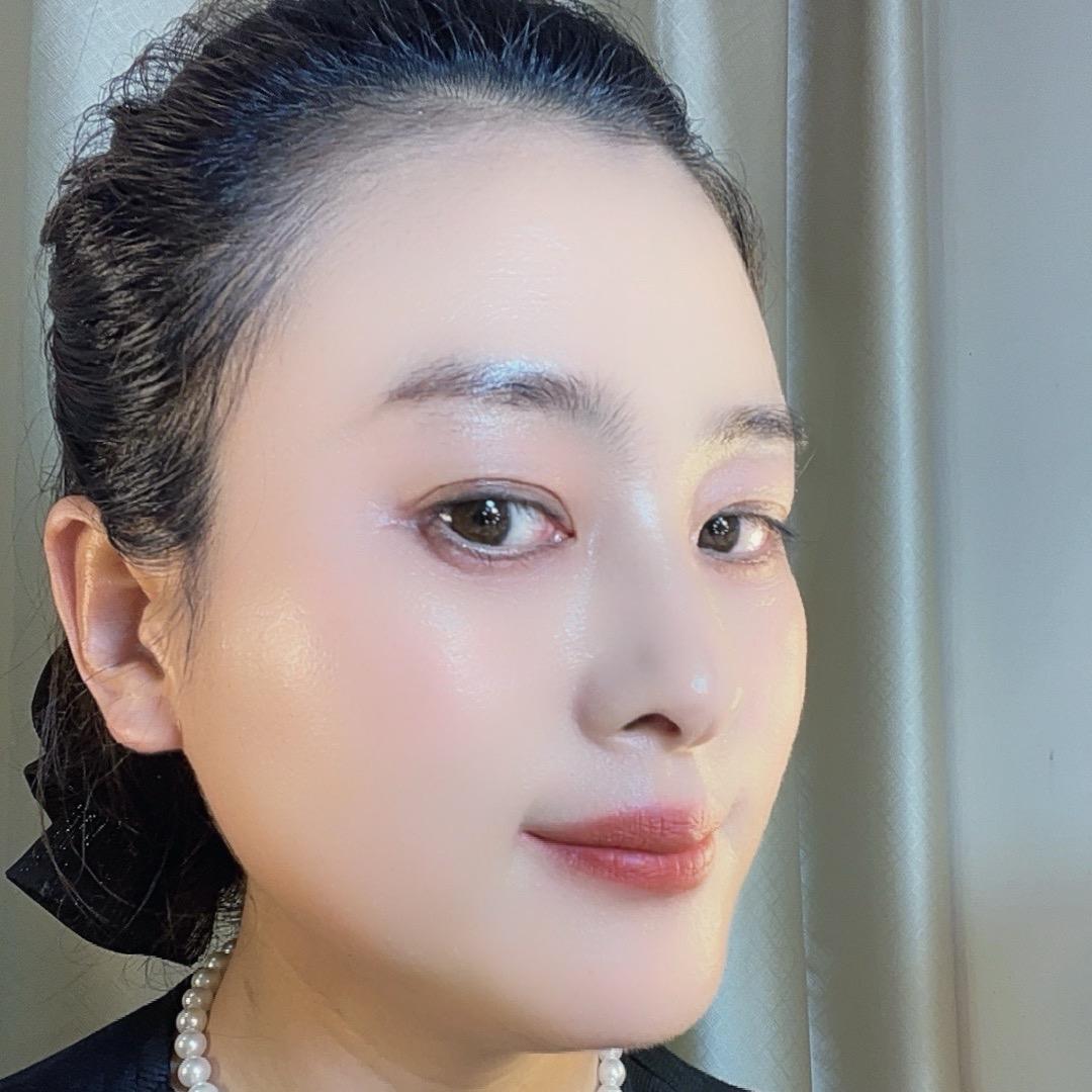 䋾美儿打造素颜肌