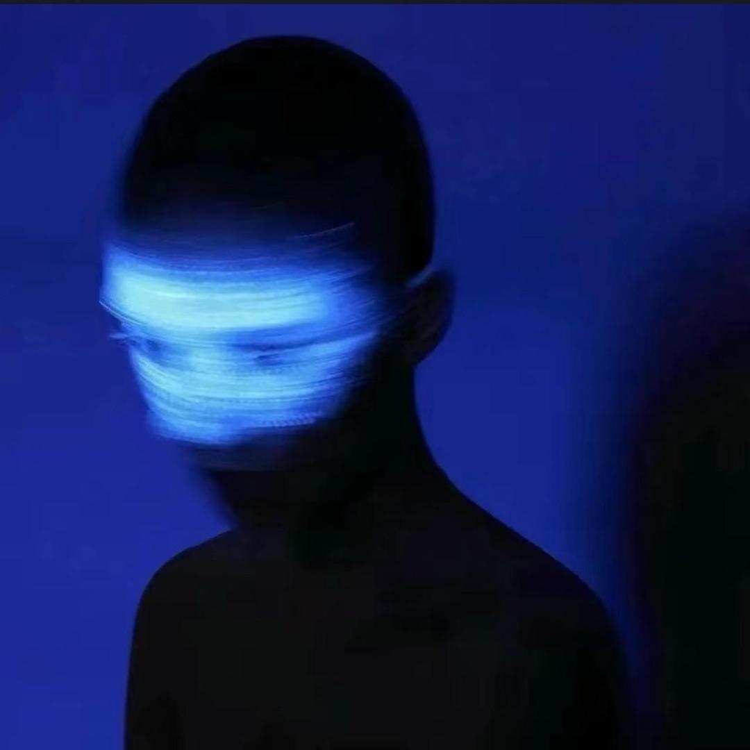 麒煜安.
