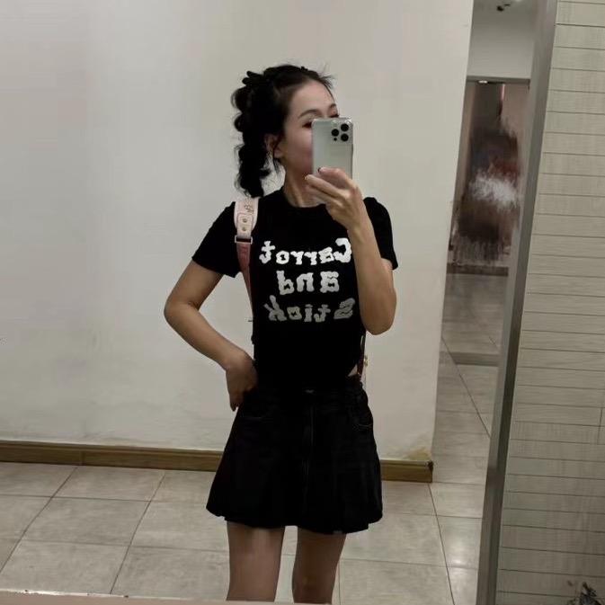 小曼    🎀