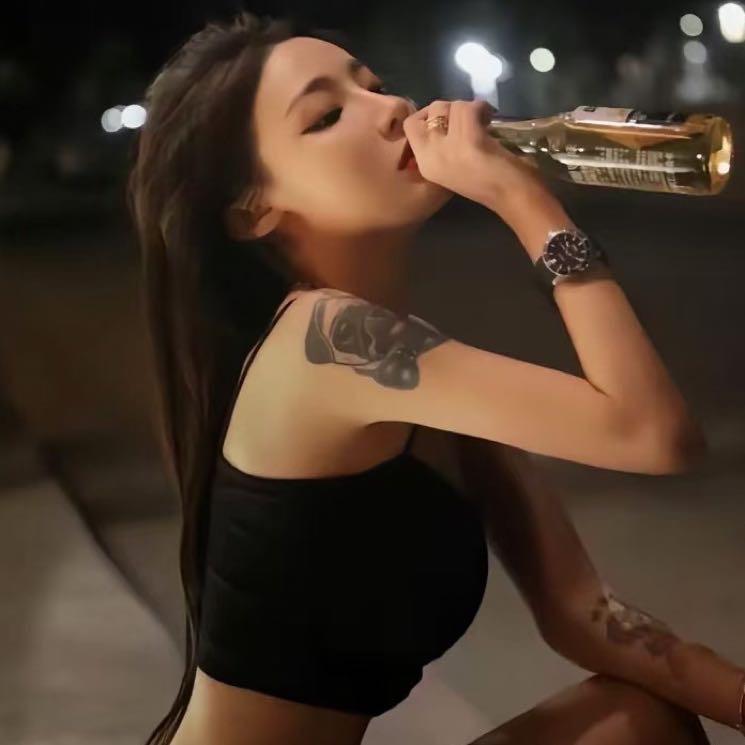 血色💋妖芳