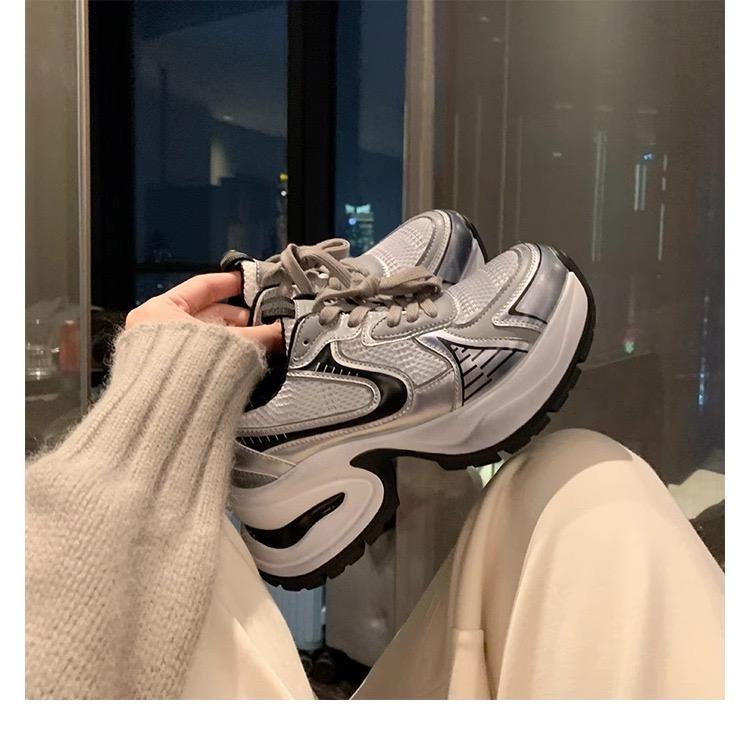 倾筠严选鞋业