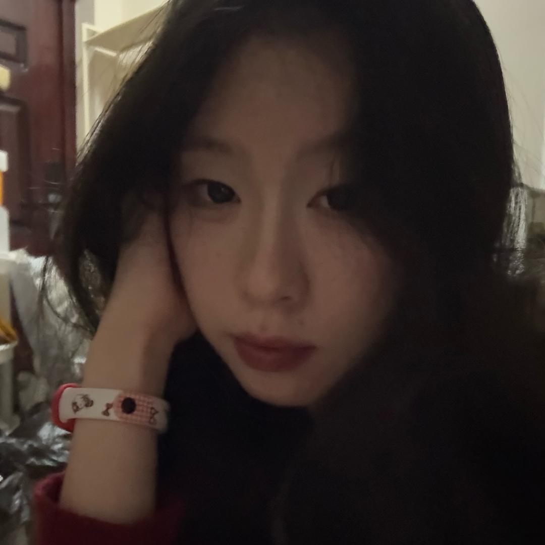 里九烃.