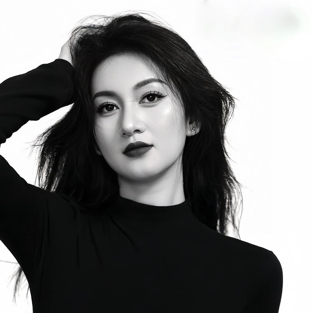 嘿   小江江😉