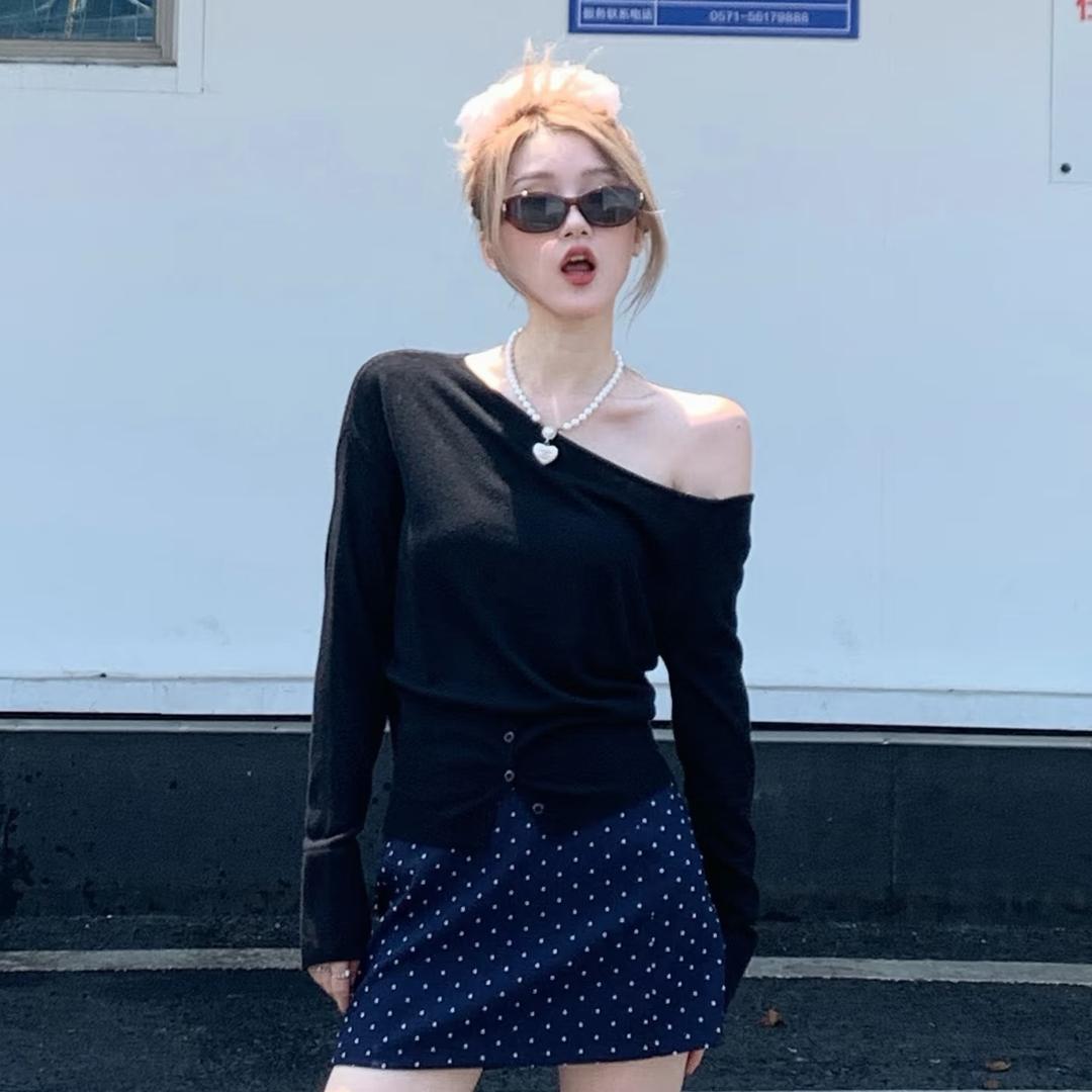 奥莱品牌女装店