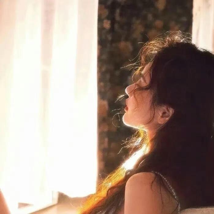 𝑾𝒊𝒍𝒍𝒊𝒂𝒎十二 ·