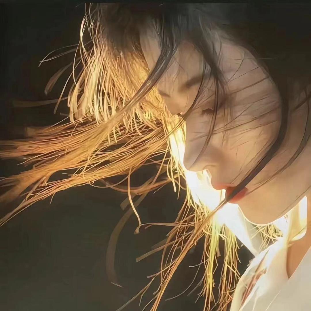 轻盈的大表姐🌈