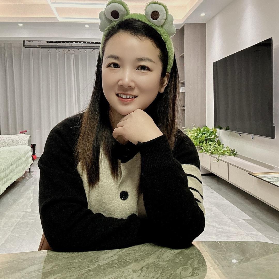 是小莉啊