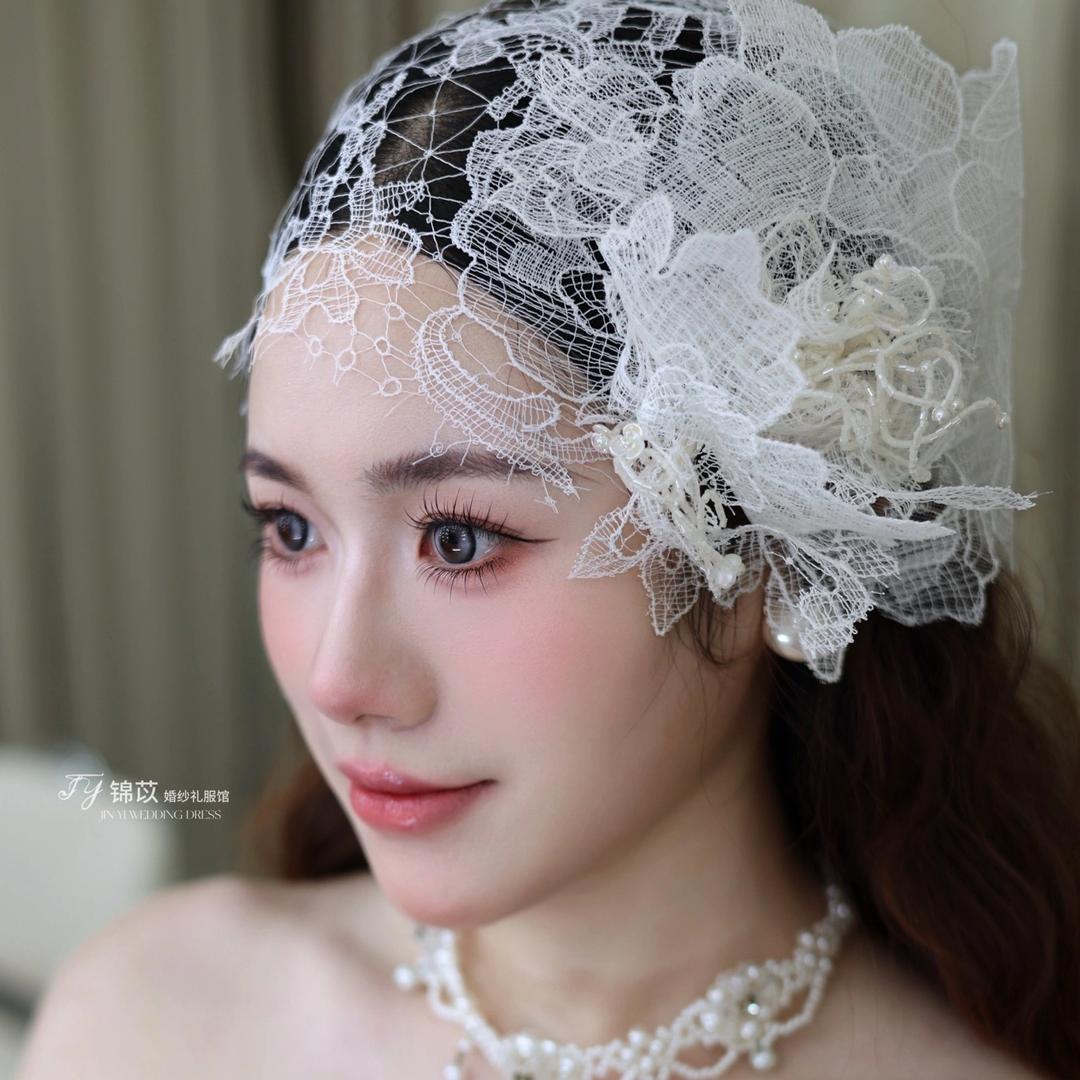 锦苡婚纱美妆化妆师摇钱蔓