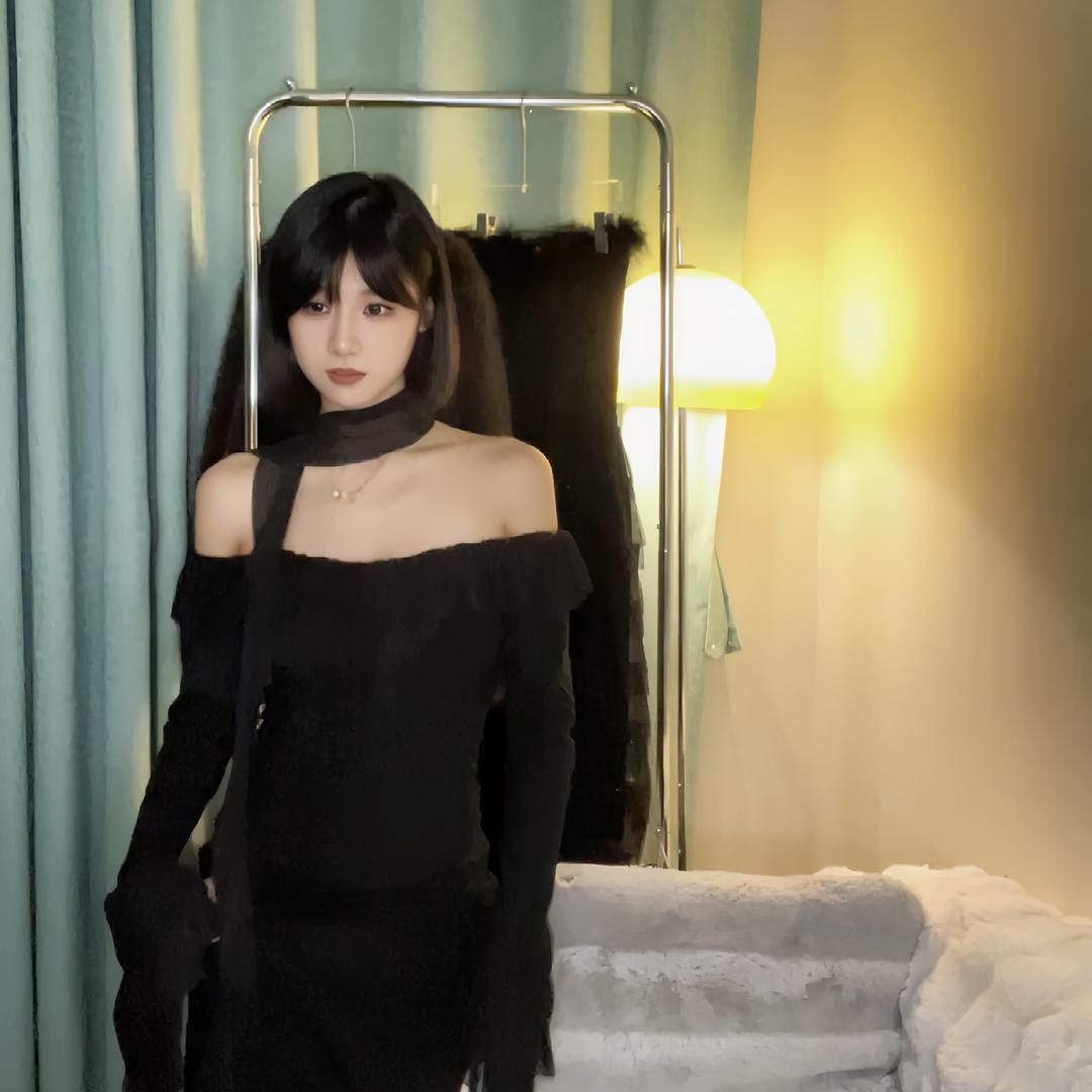 Uni服饰
