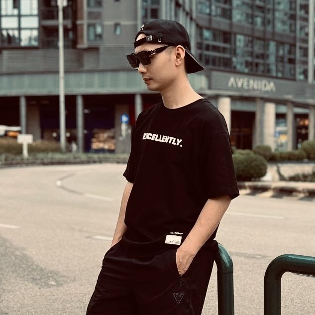 行走的巨人
