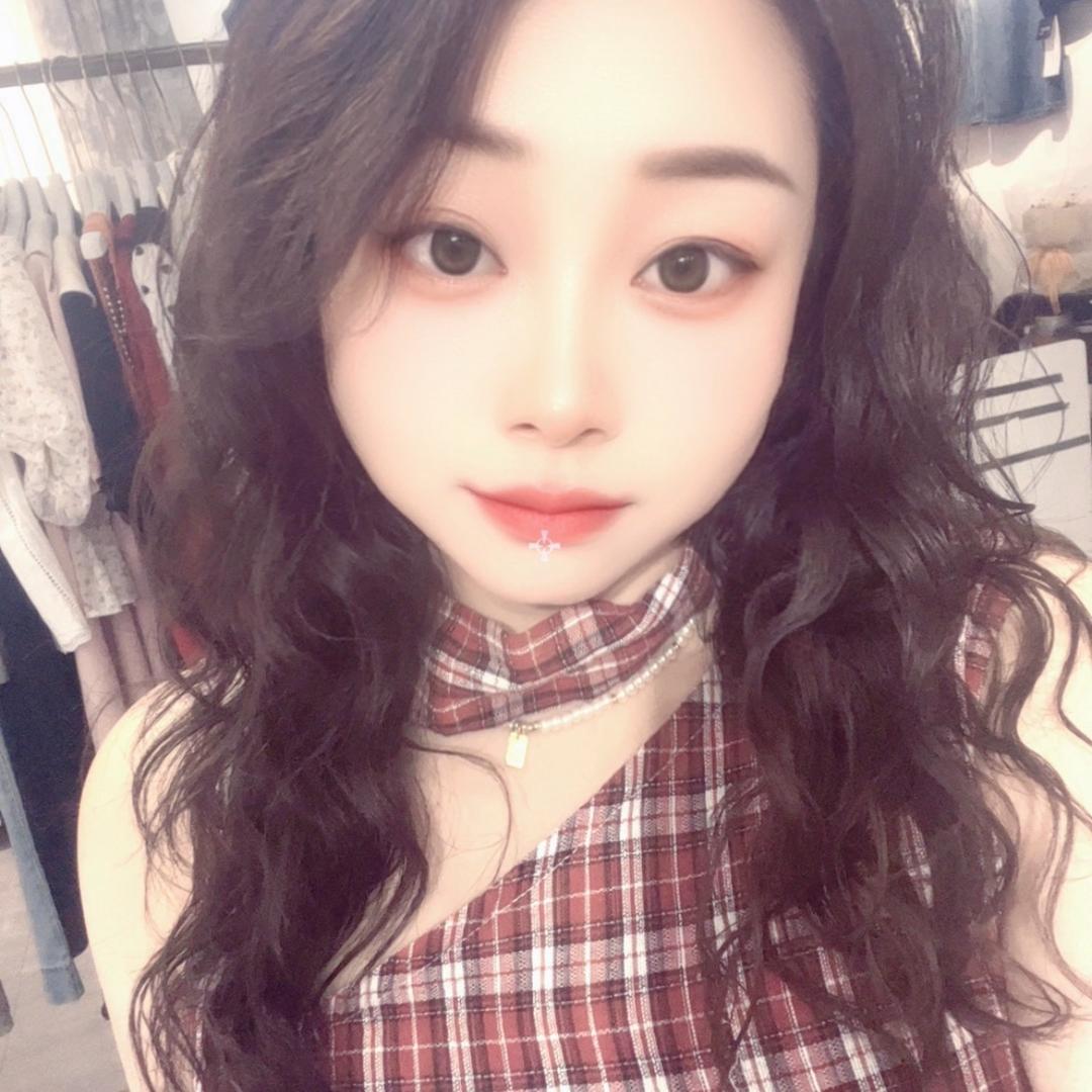 俏女屋（时尚女装）