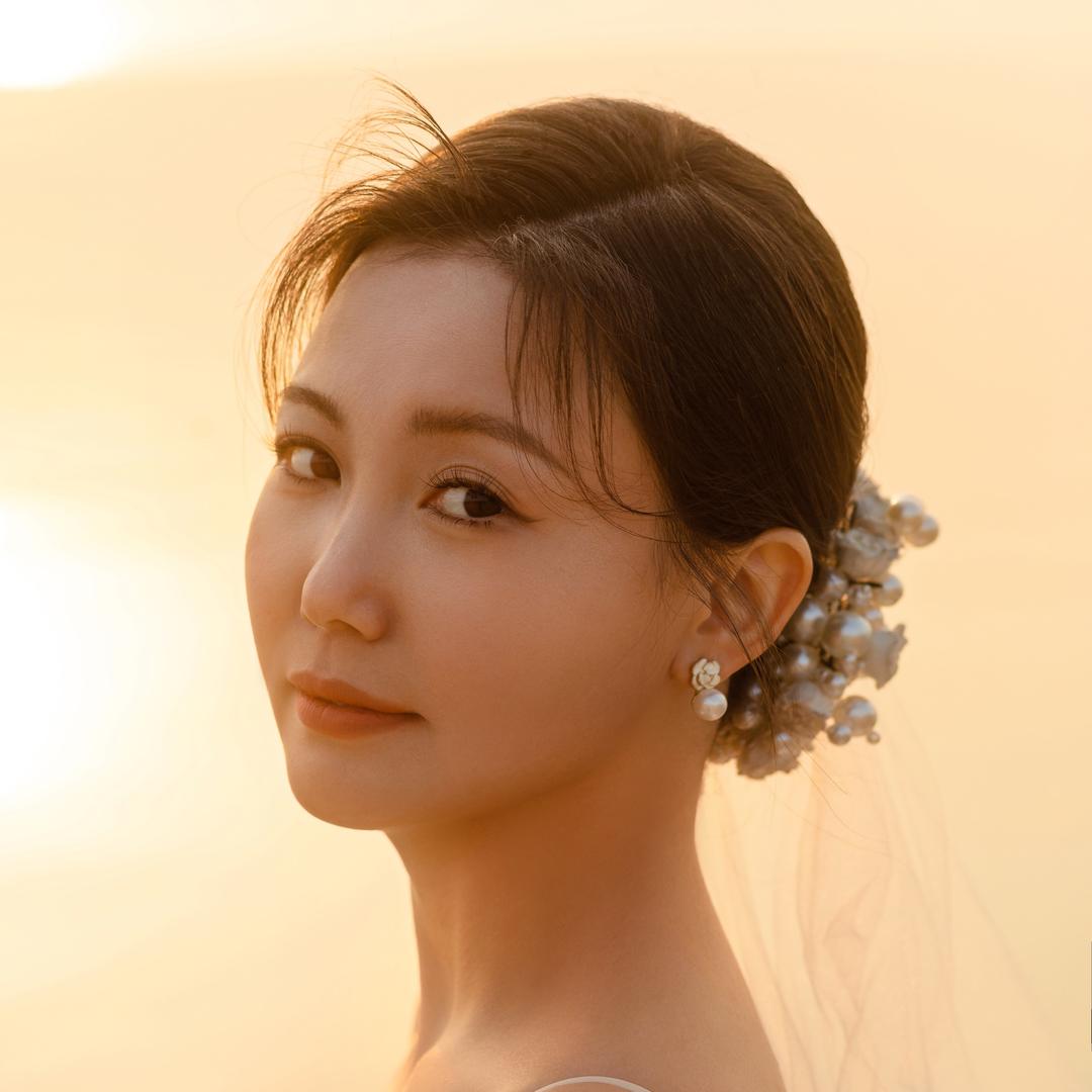 #鲍小美……