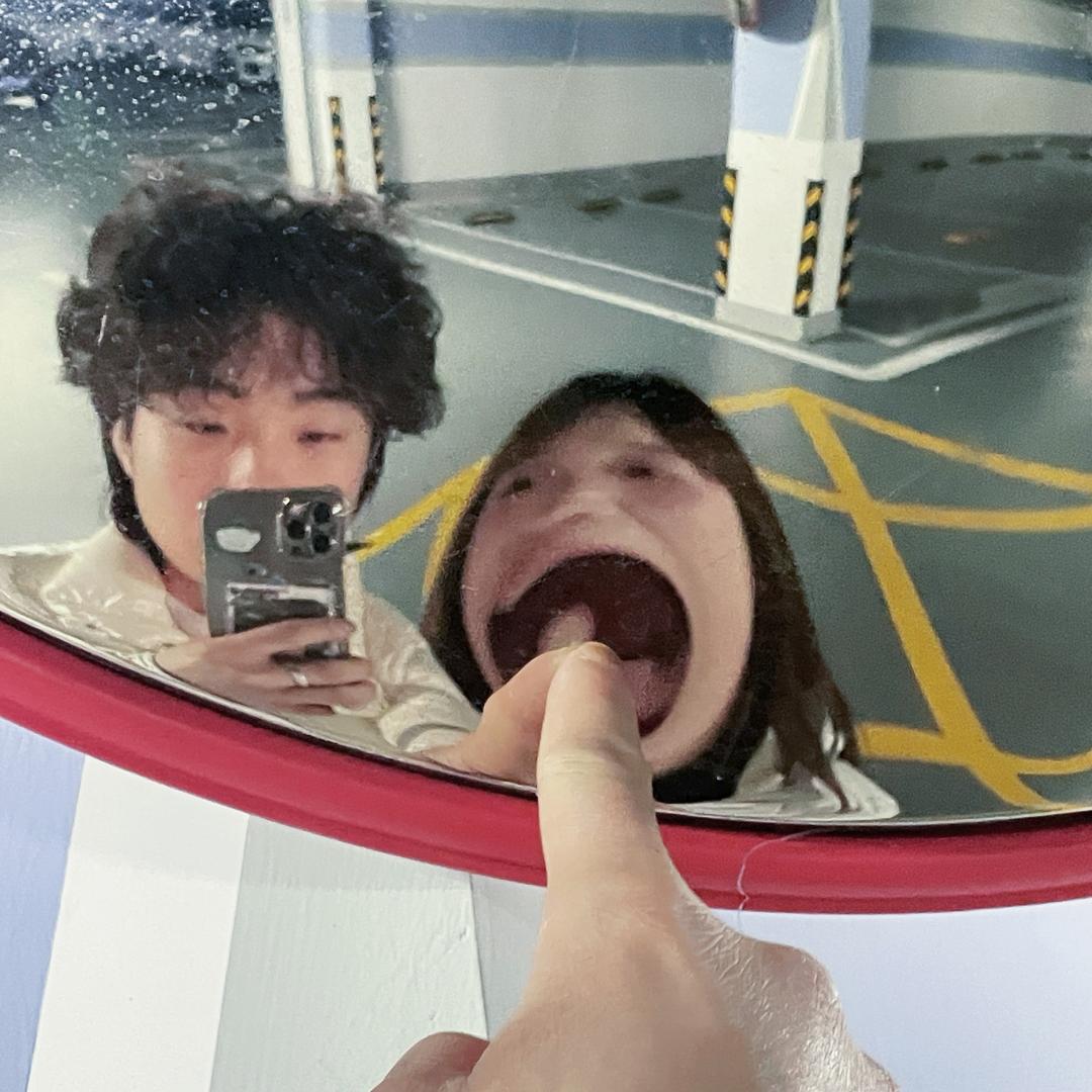 雯雯O.o