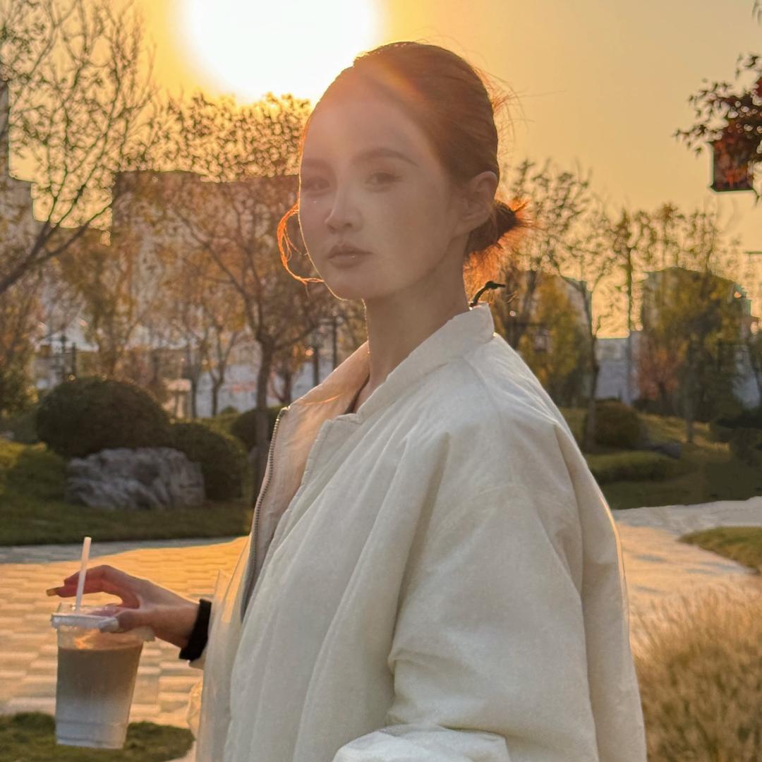兰陵县OOTD美学穿搭