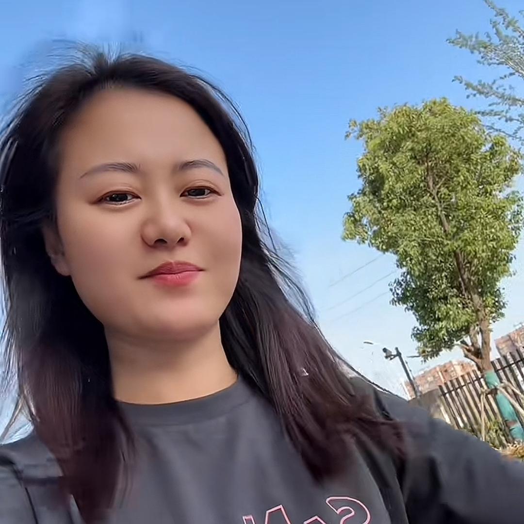 抱抱爱唱歌0417
