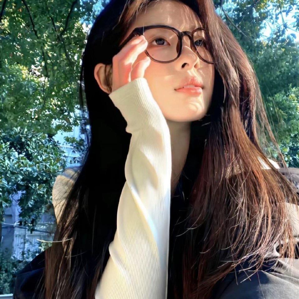 隔壁网友小娜欢乐冲浪