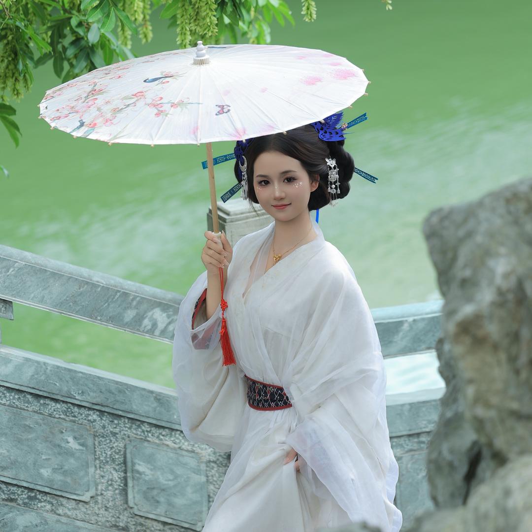 玉玲珑（尊师生哥）