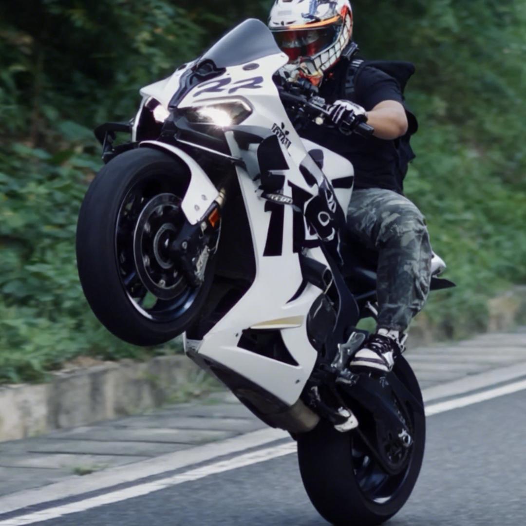 骑“不吃香菜”