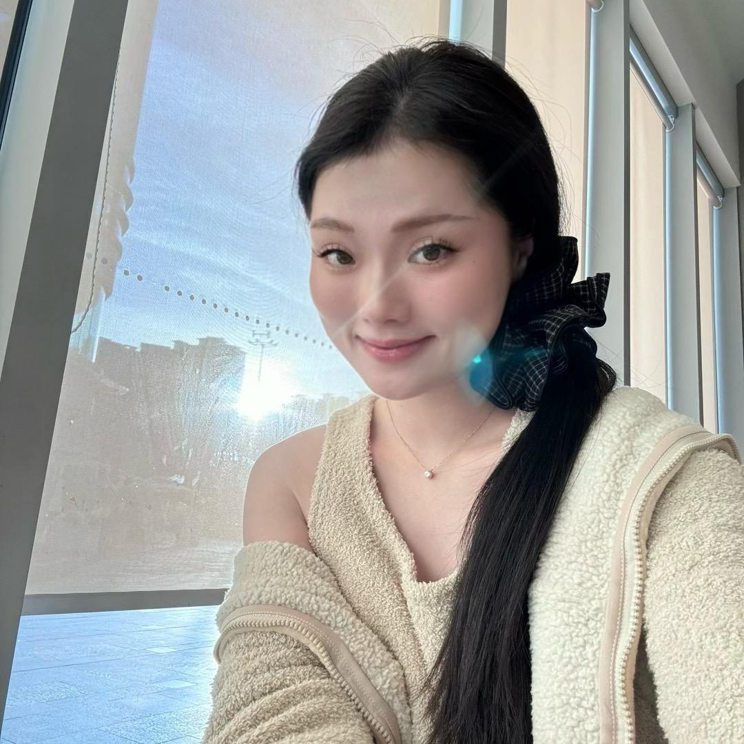 小白姐姐在这里