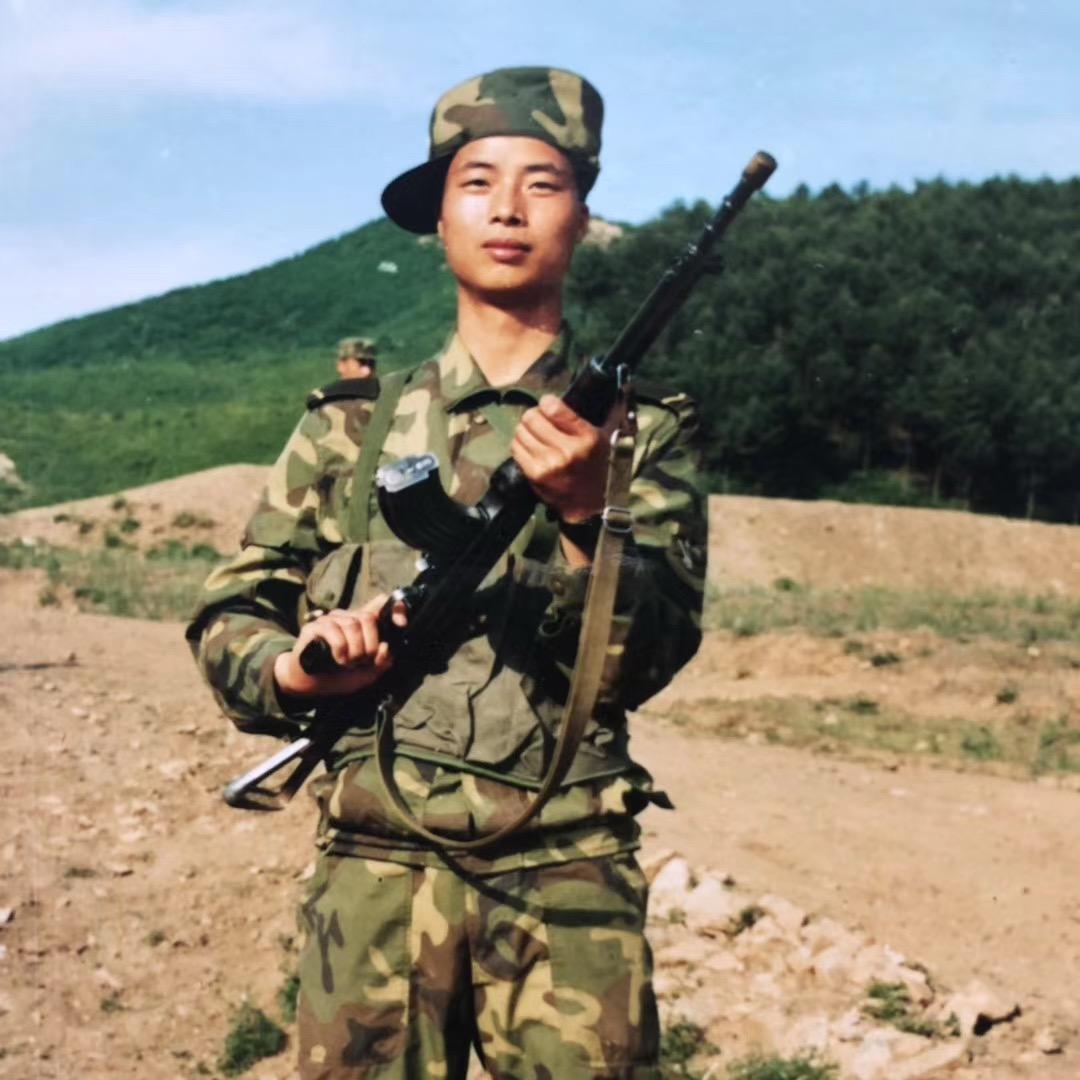 顺隆汽车挖机玻璃配件