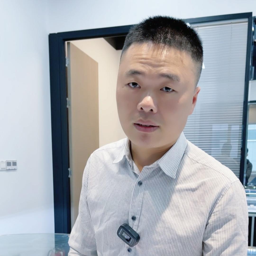 探奢老李