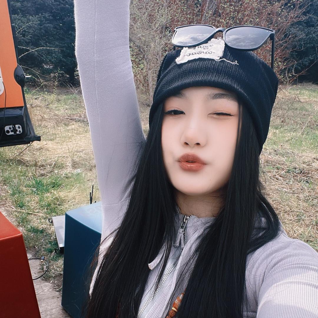 😽