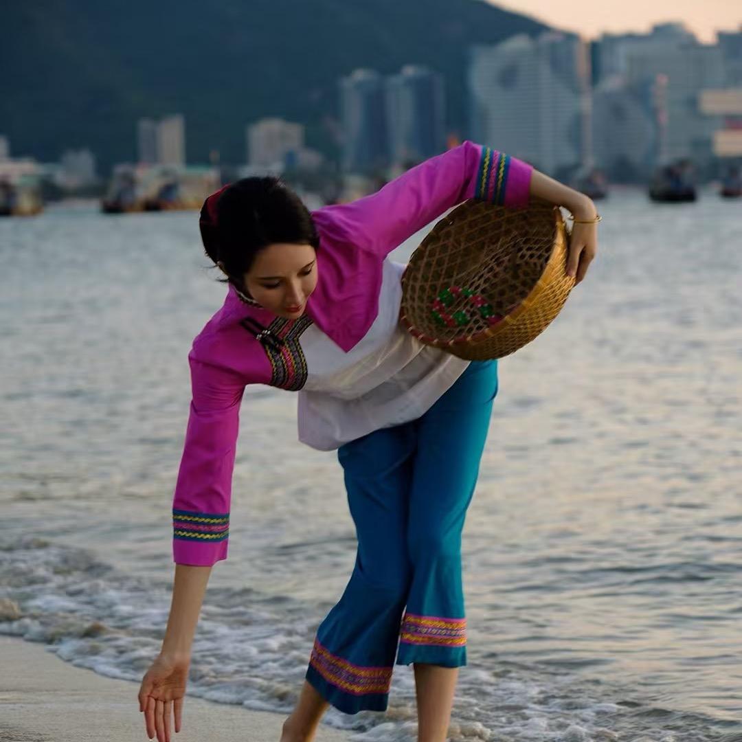 阿玉嫂在海边