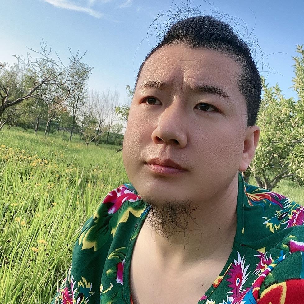 尖山子爱唱歌