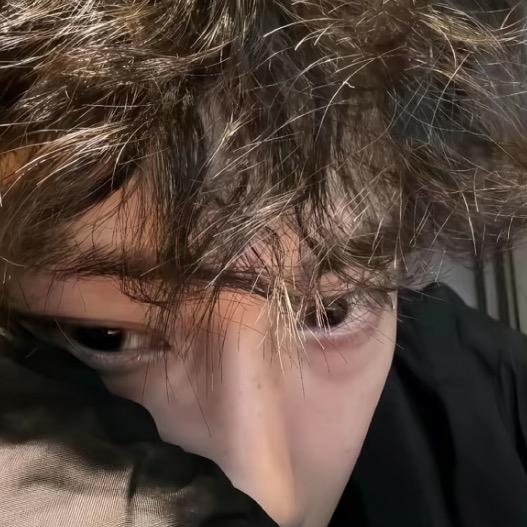阿杰.