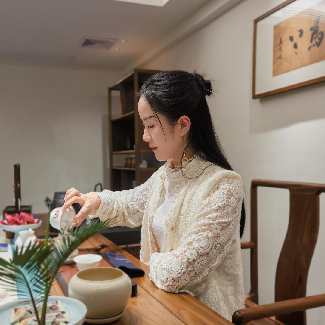 惠儿与茶