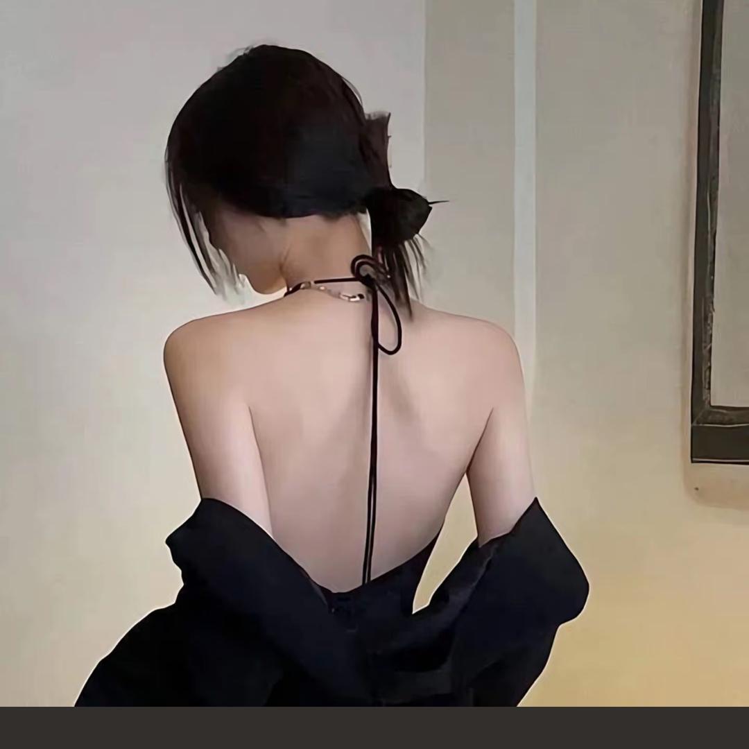 手里有花吗.