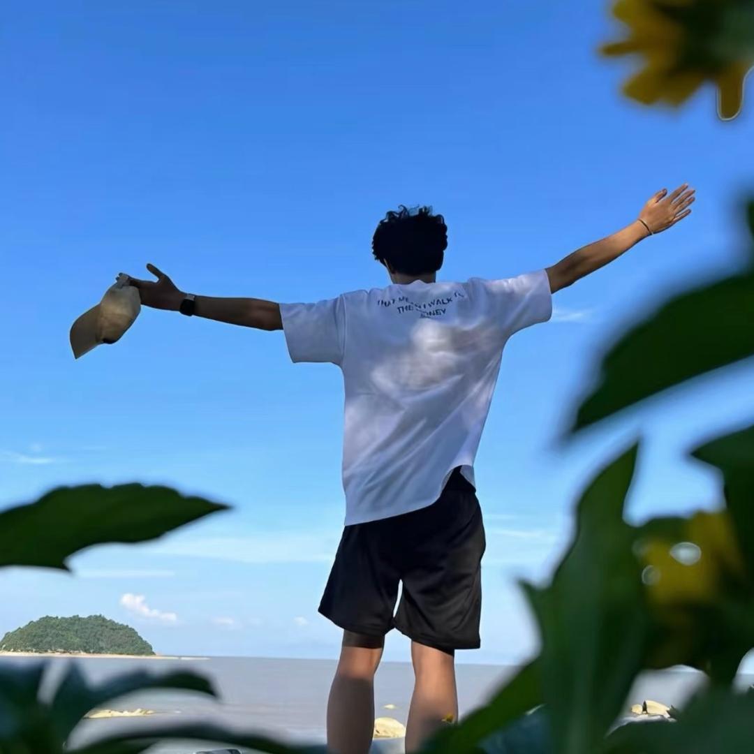 杰拉托尼带水