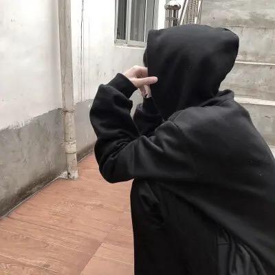 宏伟哥