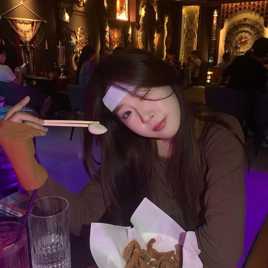 陈娟儿💫