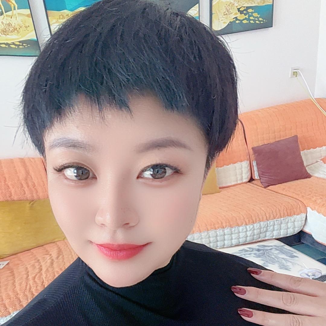 梅子姑娘