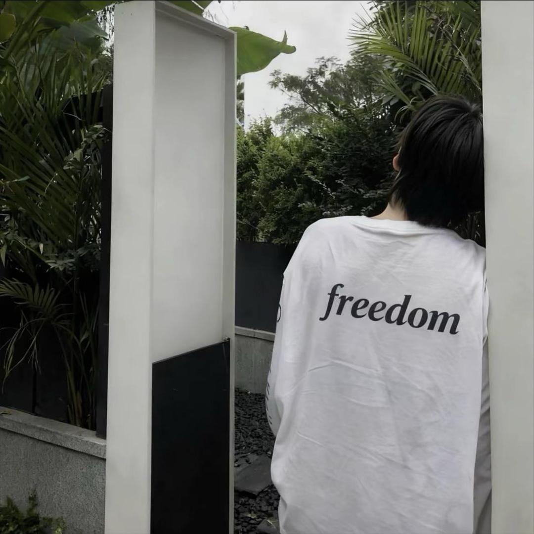 ㅤ ㅤ 帅哥且烦恼