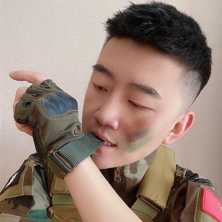吴飞🇨🇳手舞