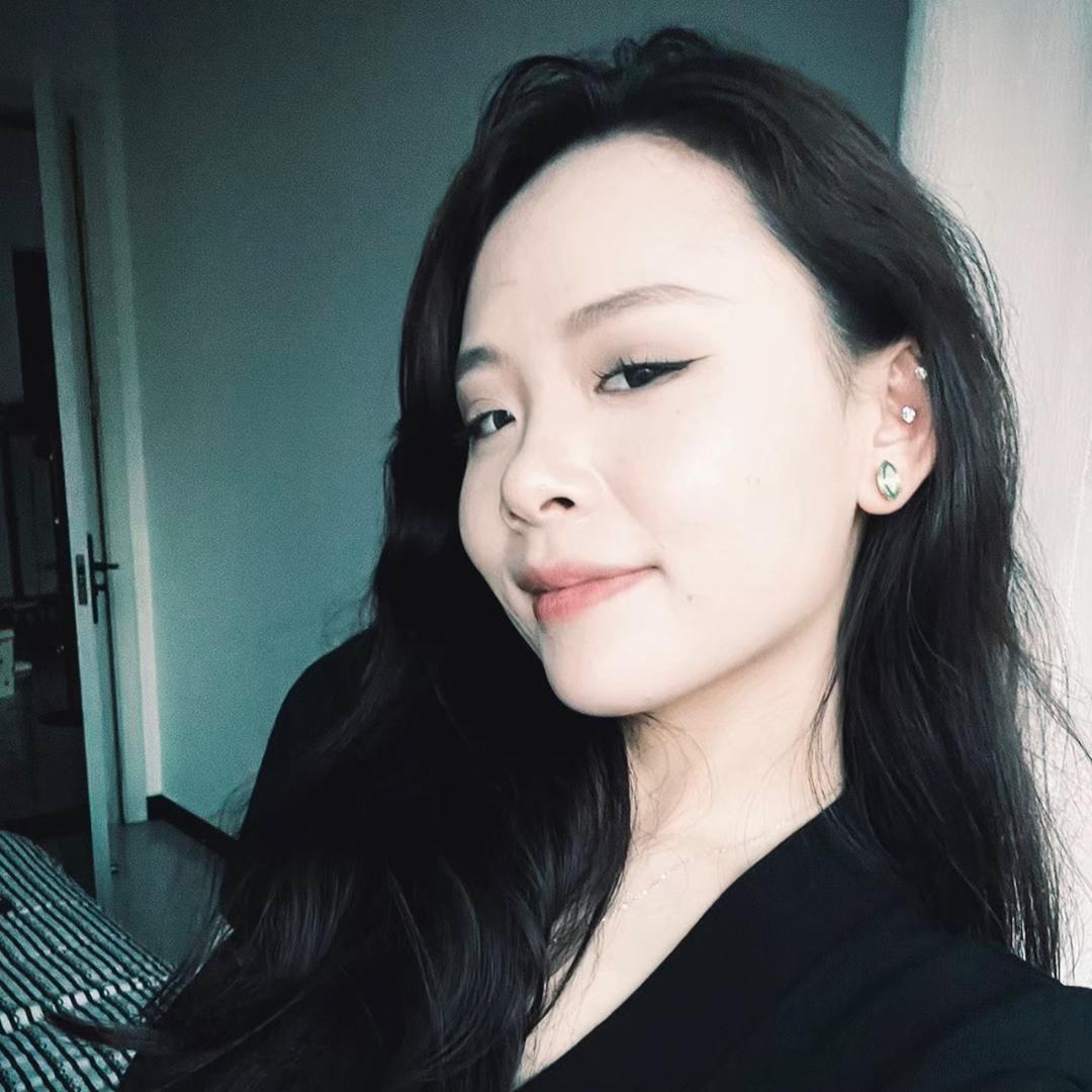 杜汶格