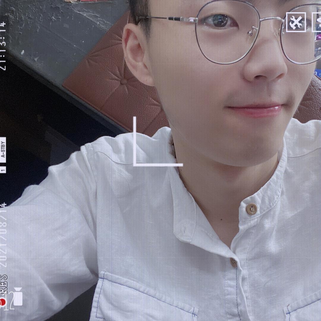 爱尚数码-小杨同学i