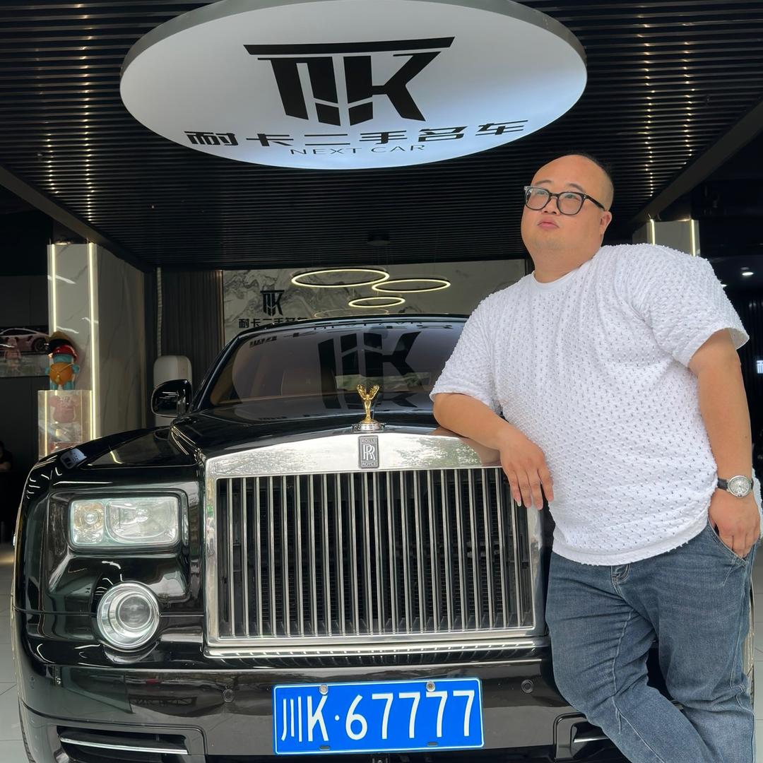 内江耐卡二手车王二胖