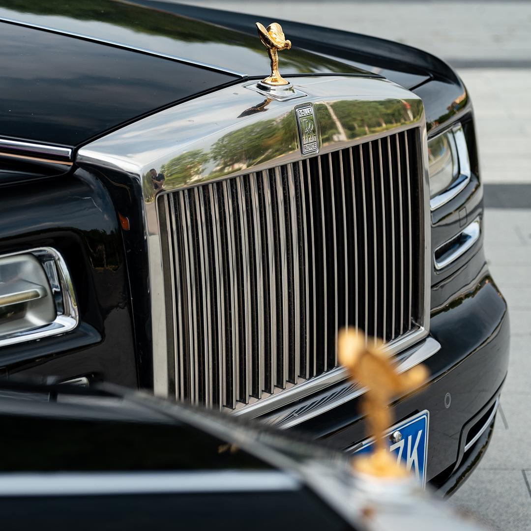 777（喜临门婚车 自驾租赁）