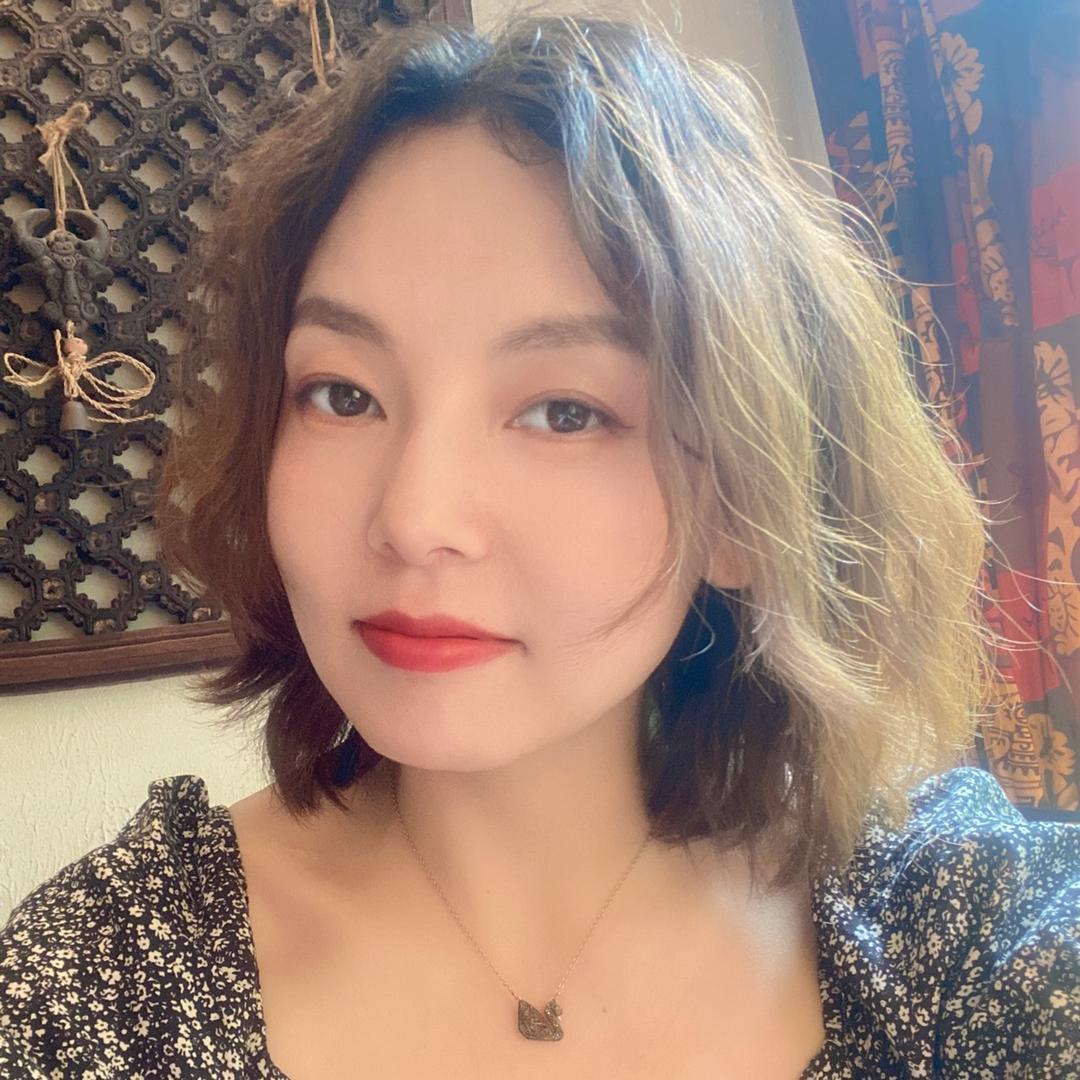 遇事不慌张女士