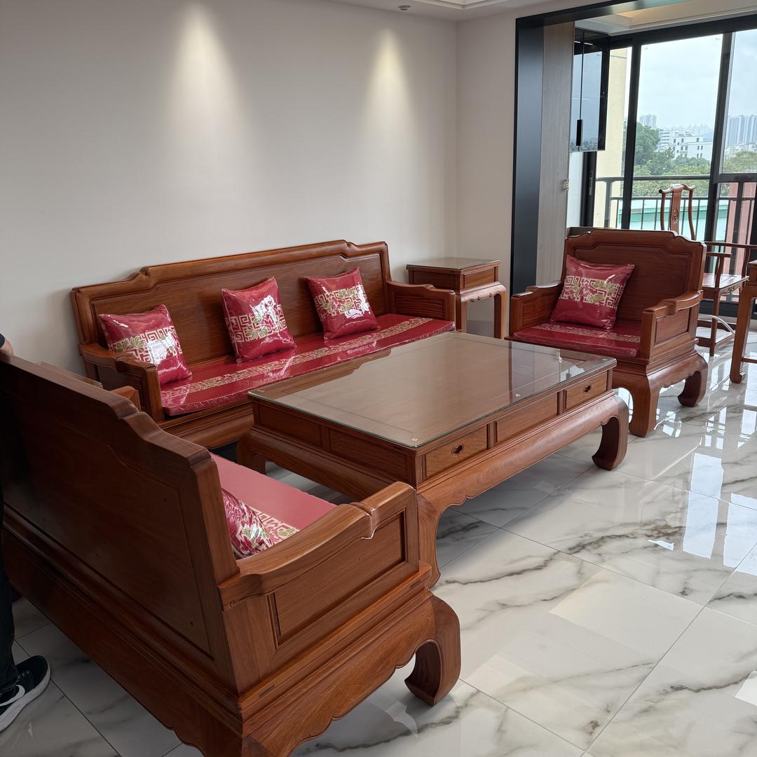 嘉瑞家具厂（红檀香，刺猬紫檀）