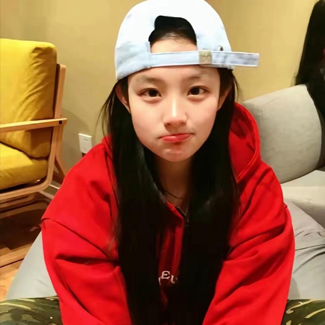 y 。