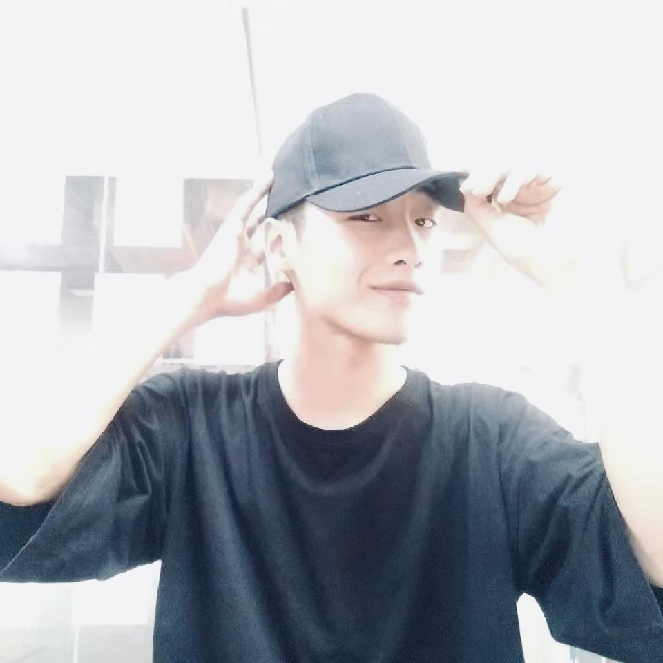 李小湫