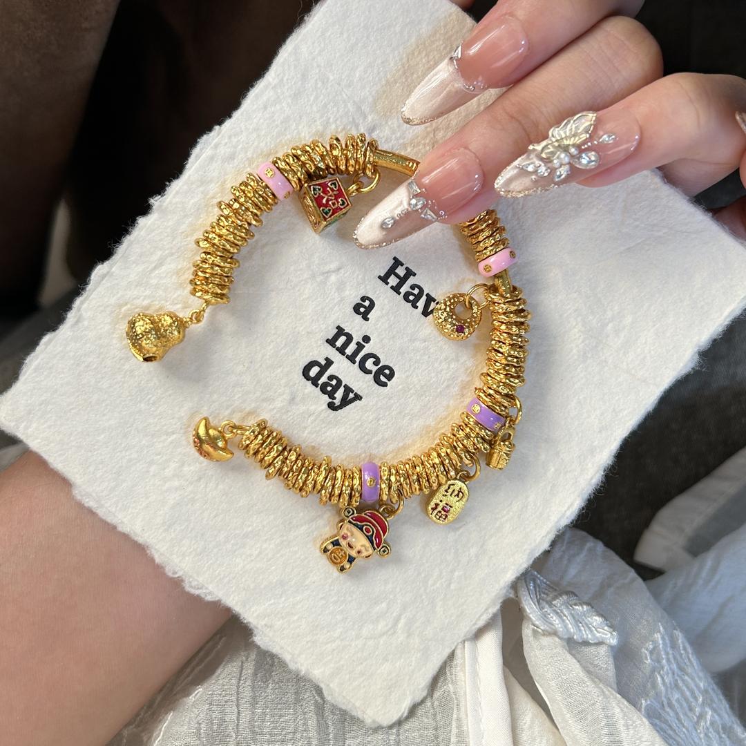 文星饰品主理人CC